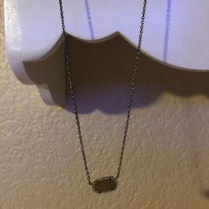 Gold Kendra Scott necklace